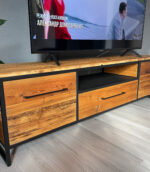 Szafka RTV OM17 pod telewizor ze starego drewna